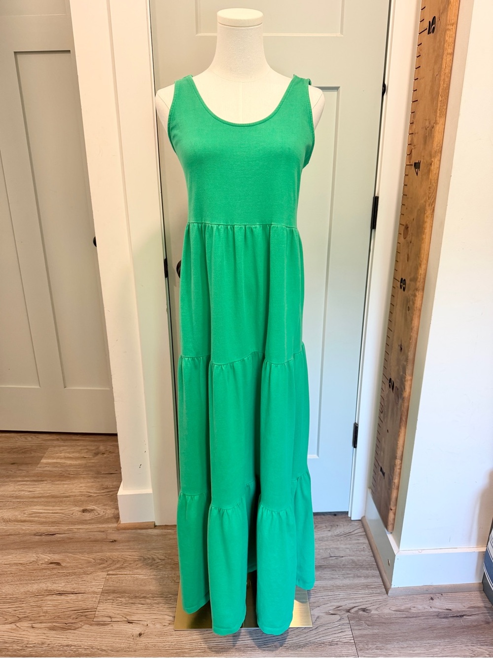 Crown & Ivy Tiered Maxi Dress Summer Vacation Resort Statement